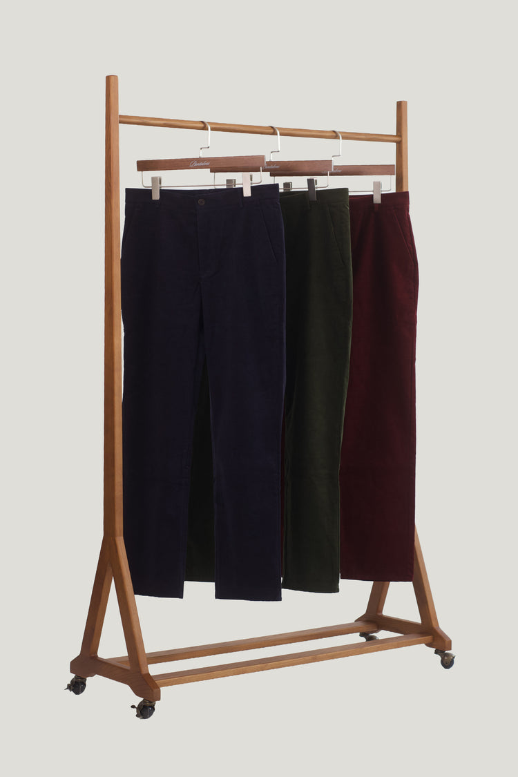 Straight-Leg-Cordhose aus italienischem Baumwollcord